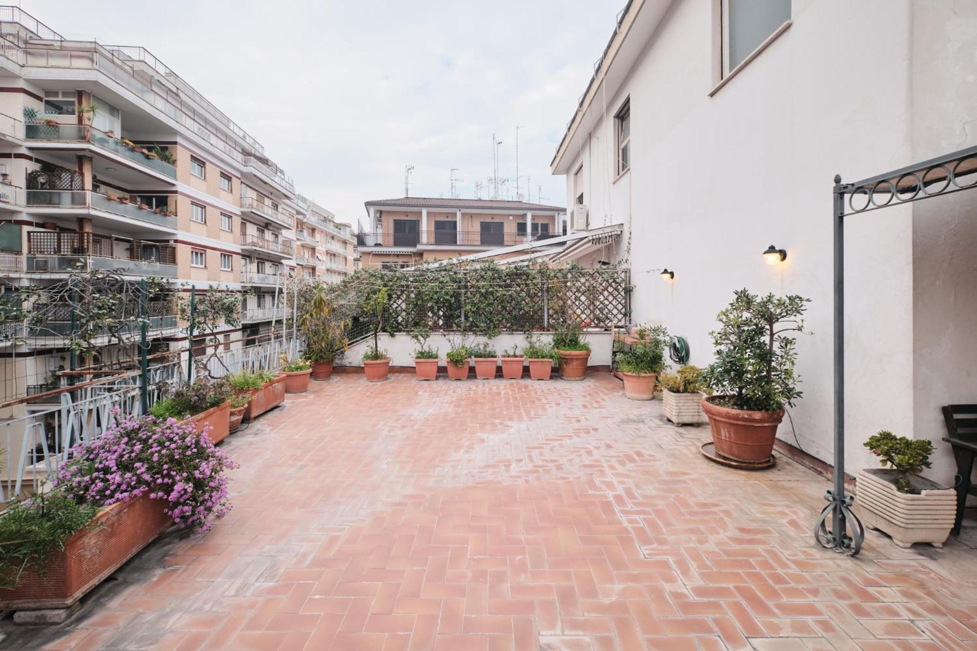 Penthouse 5 Minutes From The Vatican - 5 Bedrooms & 4 Bathrooms Appartamento